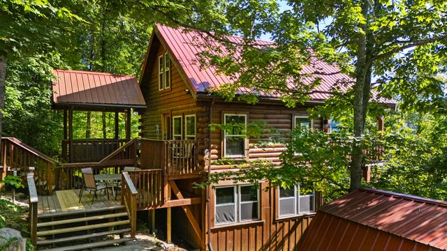 1751 Carabiner Circle, Stanton, KY 40380