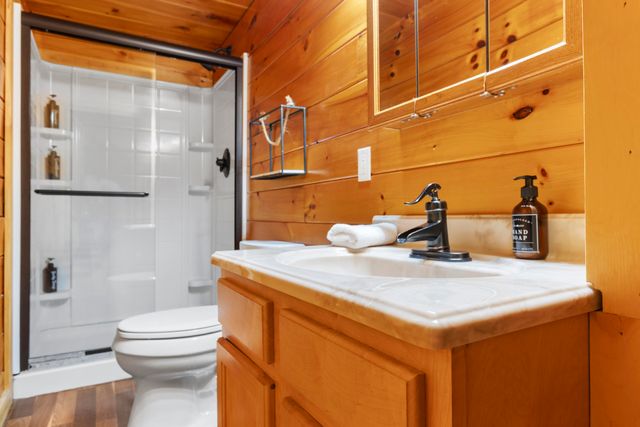 1751 Carabiner Circle, Stanton, KY 40380