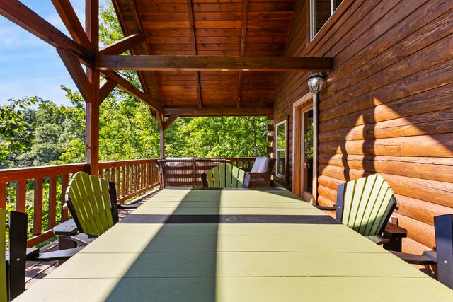 1751 Carabiner Circle, Stanton, KY 40380