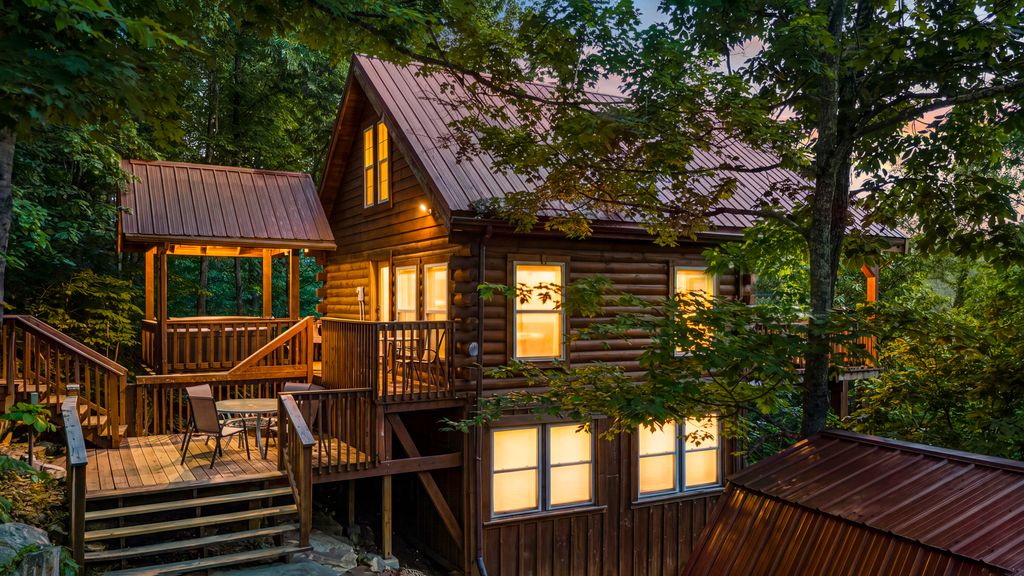 1751 Carabiner Circle, Stanton, KY 40380