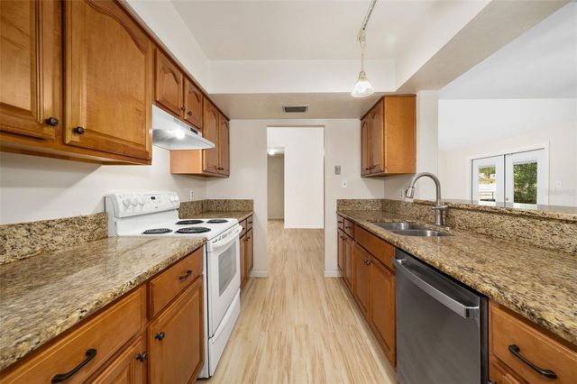 1854 NW 41ST PLACE, Gainesville, FL 32605