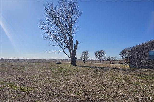 2112 County Highway 264, Gideon, MO 63848