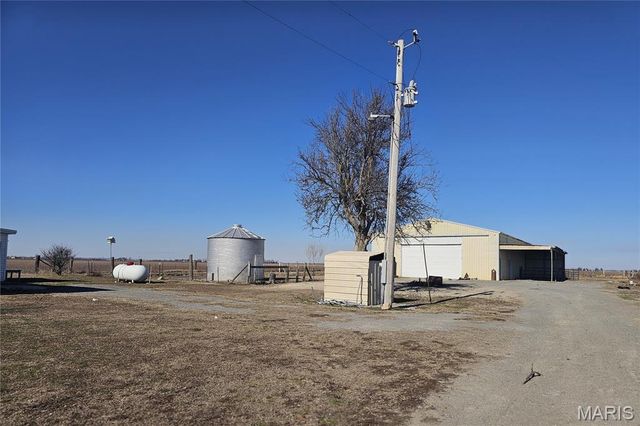 2112 County Highway 264, Gideon, MO 63848