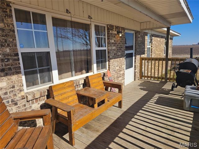 2112 County Highway 264, Gideon, MO 63848