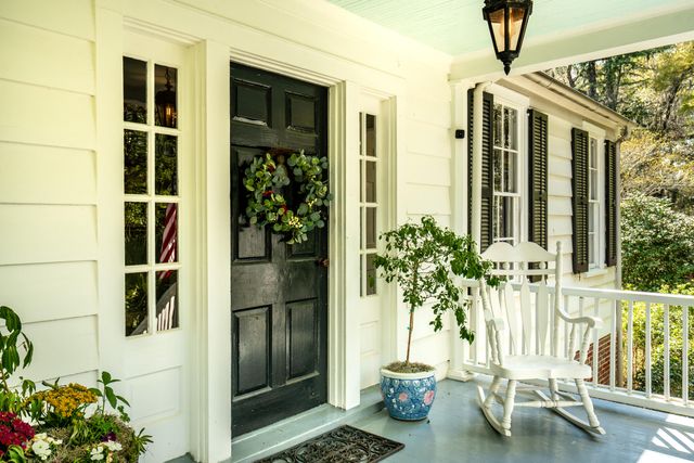 517 W Carolina Avenue, Summerville, SC 29483