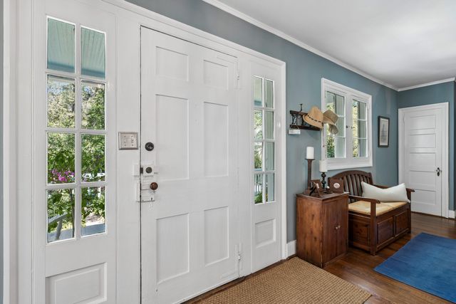 517 W Carolina Avenue, Summerville, SC 29483