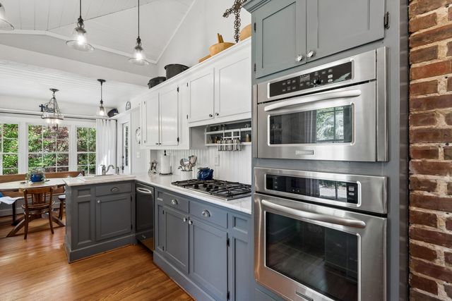 517 W Carolina Avenue, Summerville, SC 29483