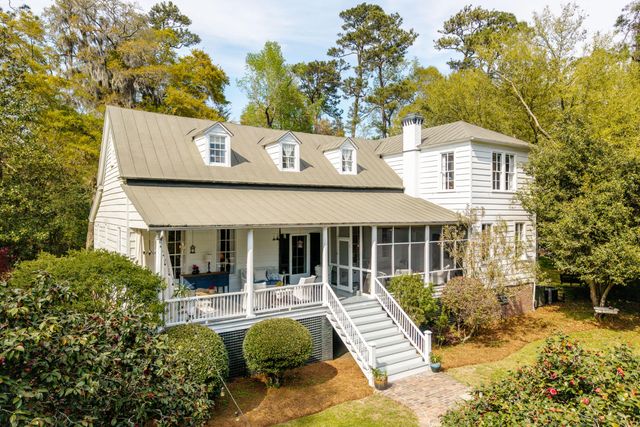 517 W Carolina Avenue, Summerville, SC 29483