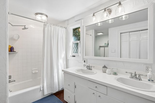 517 W Carolina Avenue, Summerville, SC 29483