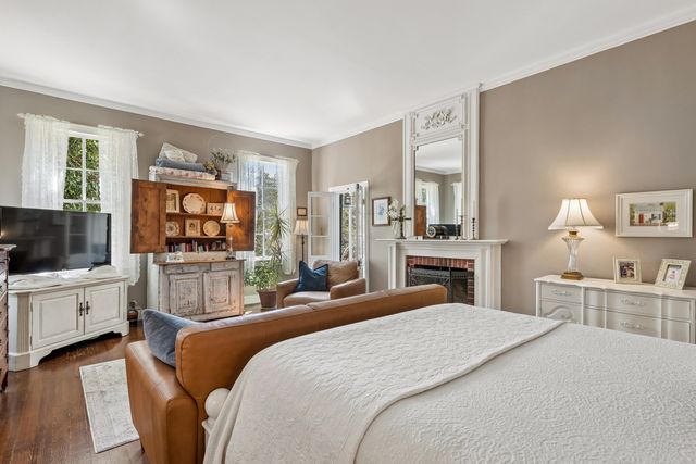 517 W Carolina Avenue, Summerville, SC 29483