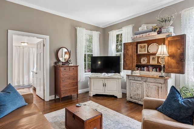 517 W Carolina Avenue, Summerville, SC 29483
