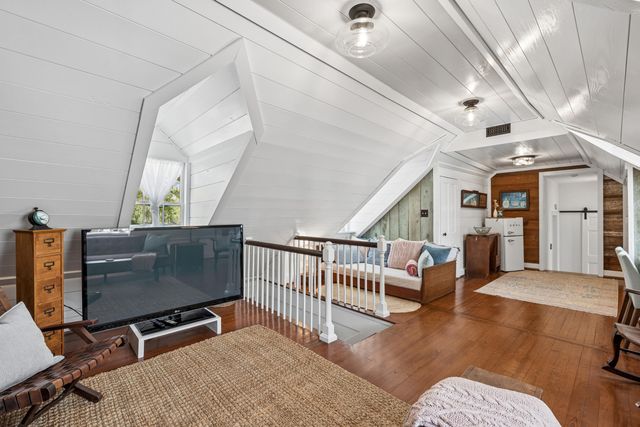 517 W Carolina Avenue, Summerville, SC 29483
