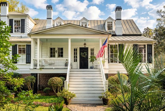 517 W Carolina Avenue, Summerville, SC 29483