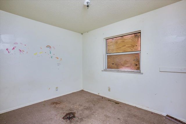 1507 E Del Mar St, Wichita, KS 67216