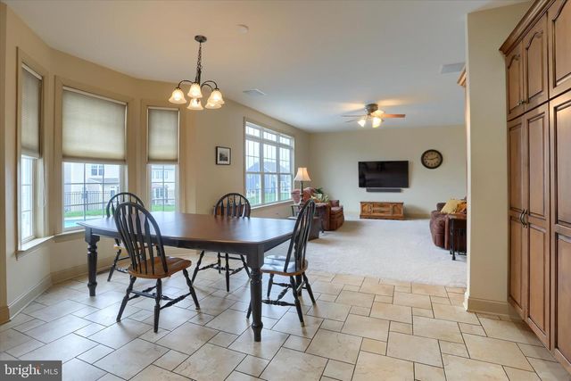 10 SPRING VIEW CT, Mechanicsburg, PA 17050