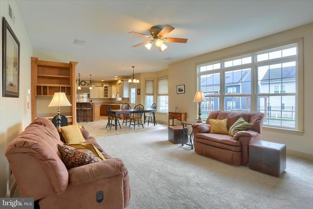 10 SPRING VIEW CT, Mechanicsburg, PA 17050