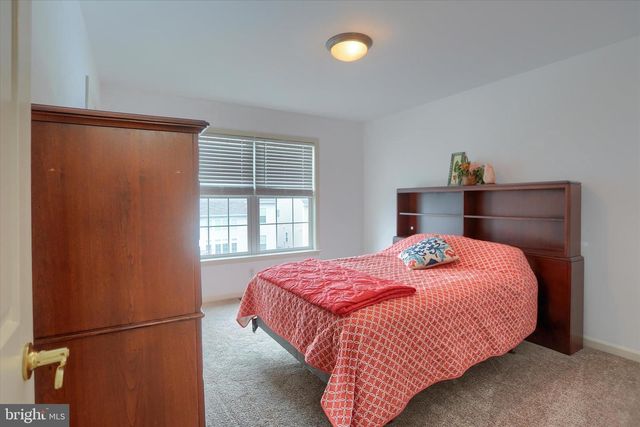 10 SPRING VIEW CT, Mechanicsburg, PA 17050