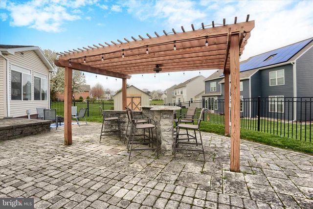 10 SPRING VIEW CT, Mechanicsburg, PA 17050