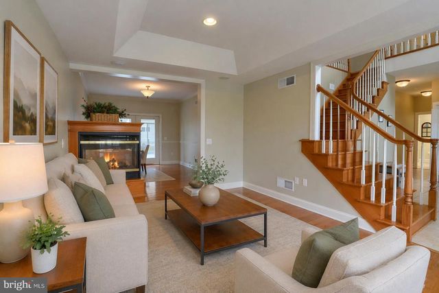 10 SPRING VIEW CT, Mechanicsburg, PA 17050