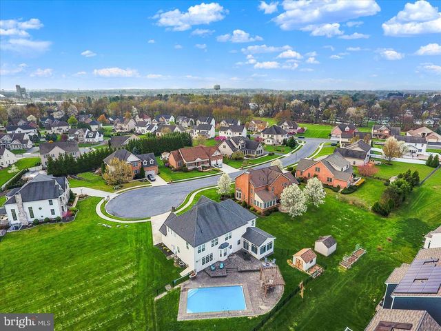 10 SPRING VIEW CT, Mechanicsburg, PA 17050