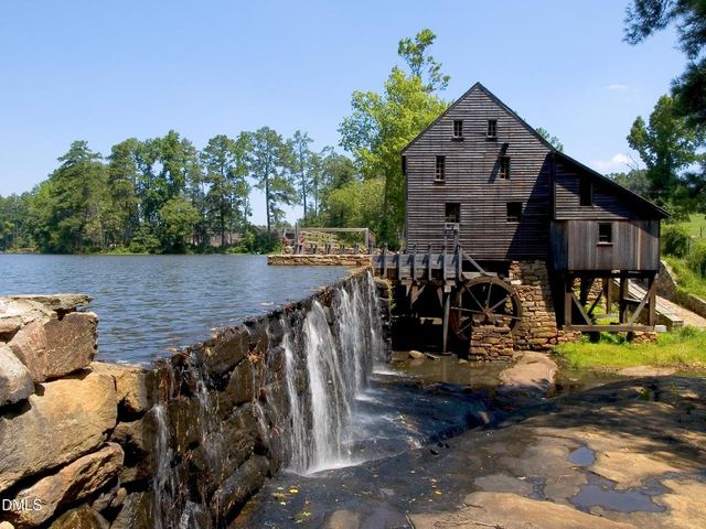 601 Stokley View Drive, Cary, NC 27518