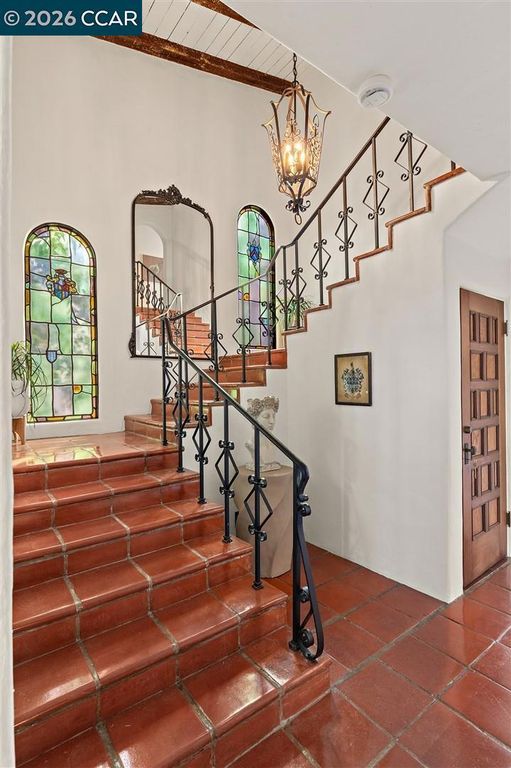 Image 37 of property listing at 1239 1239 Geneva St, Glendale, CA 91207