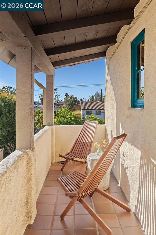 Image 44 of property listing at 1239 1239 Geneva St, Glendale, CA 91207