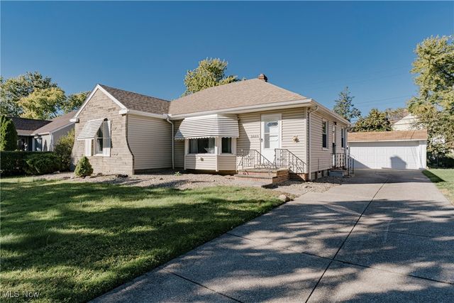 3809 Warrendale Road, South Euclid, OH 44118