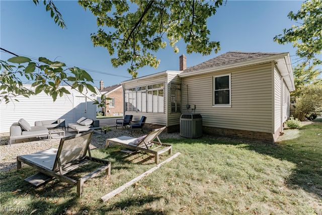 3809 Warrendale Road, South Euclid, OH 44118