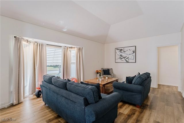 3809 Warrendale Road, South Euclid, OH 44118