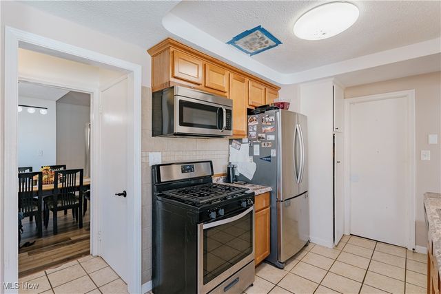 3809 Warrendale Road, South Euclid, OH 44118