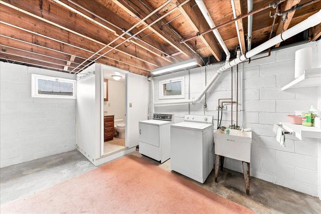 33 VAUX LN, Phoenixville, PA 19460