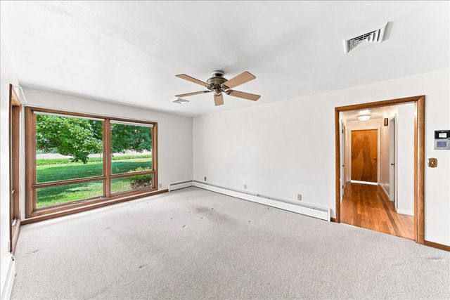 33 VAUX LN, Phoenixville, PA 19460