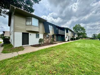 1701 S West End Street 5, Springdale, AR 72764