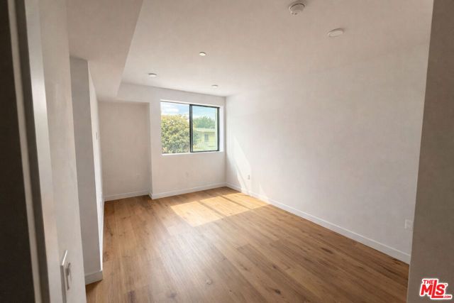 10867 Fruitland Drive 201, Studio City (los Angeles), CA 91604