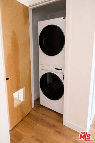 10867 Fruitland Drive 201, Studio City (los Angeles), CA 91604