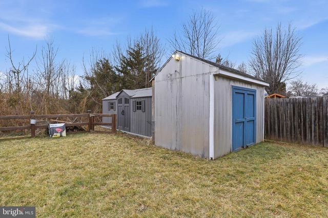 51 ABBOTTS DR, Abbottstown, PA 17301