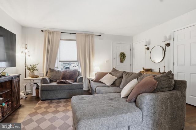 51 ABBOTTS DR, Abbottstown, PA 17301