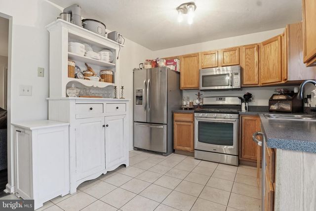 51 ABBOTTS DR, Abbottstown, PA 17301