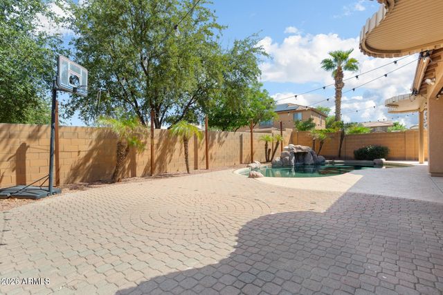 13636 W MAUNA LOA Lane, Surprise, AZ 85379