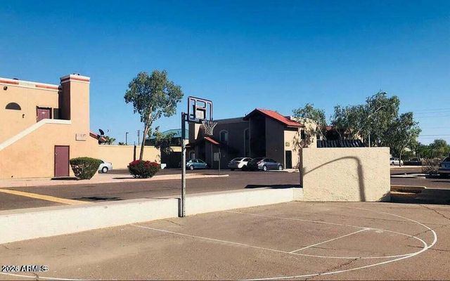 2650 E MCKELLIPS Road 145, Mesa, AZ 85213