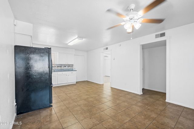 2650 E MCKELLIPS Road 145, Mesa, AZ 85213