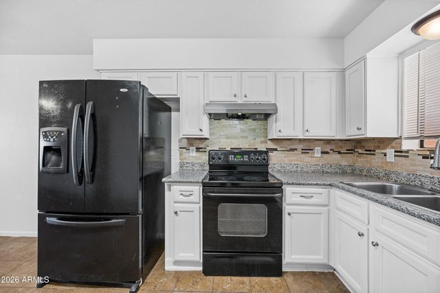 2650 E MCKELLIPS Road 145, Mesa, AZ 85213