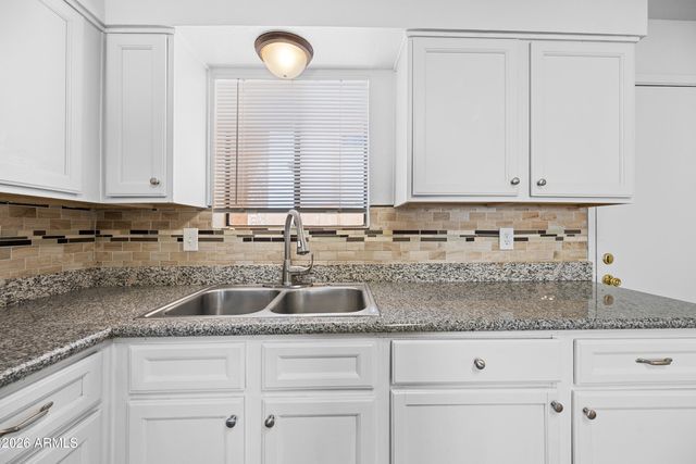 2650 E MCKELLIPS Road 145, Mesa, AZ 85213