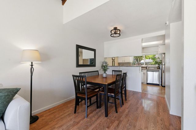 1156 Rosa Del Rio Way, Sacramento, CA 95822