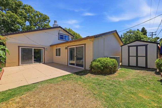 1156 Rosa Del Rio Way, Sacramento, CA 95822