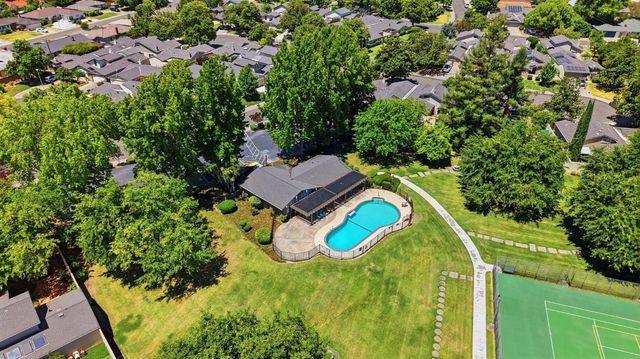1156 Rosa Del Rio Way, Sacramento, CA 95822