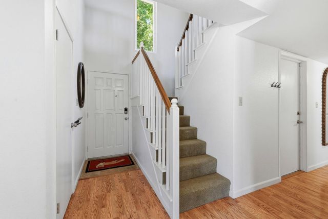 1156 Rosa Del Rio Way, Sacramento, CA 95822