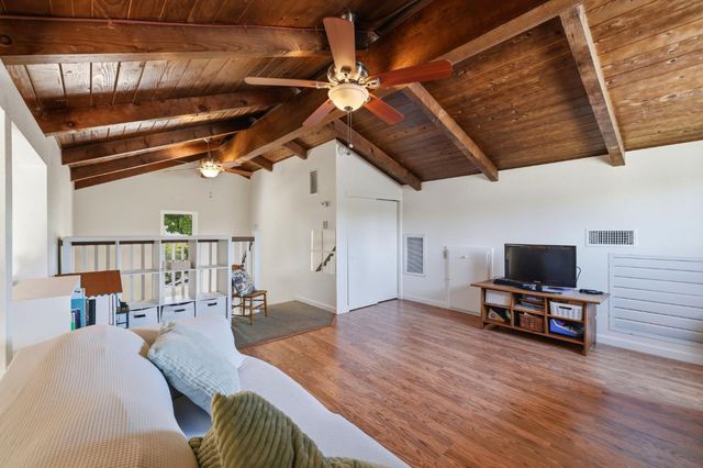 1156 Rosa Del Rio Way, Sacramento, CA 95822