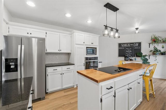 11712 NW 117th Street, Yukon, OK 73099